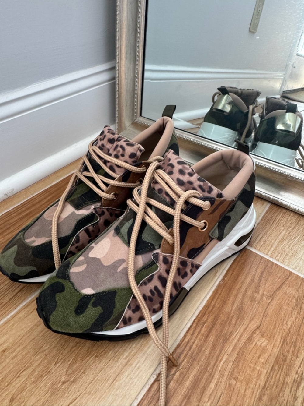 Steve Madden Cliff Sneakers